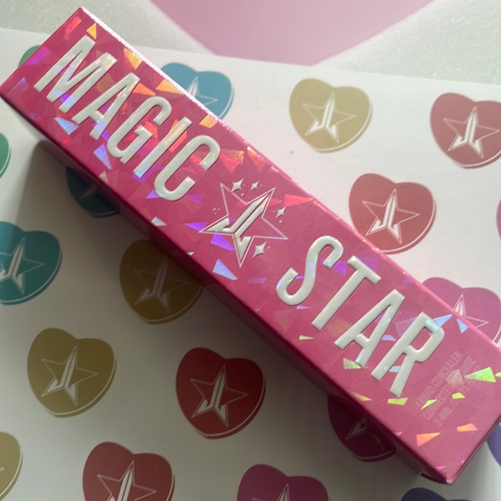 BNIB Jeffrey Star Cosmetics Magic Star Concealer in YELLOW
